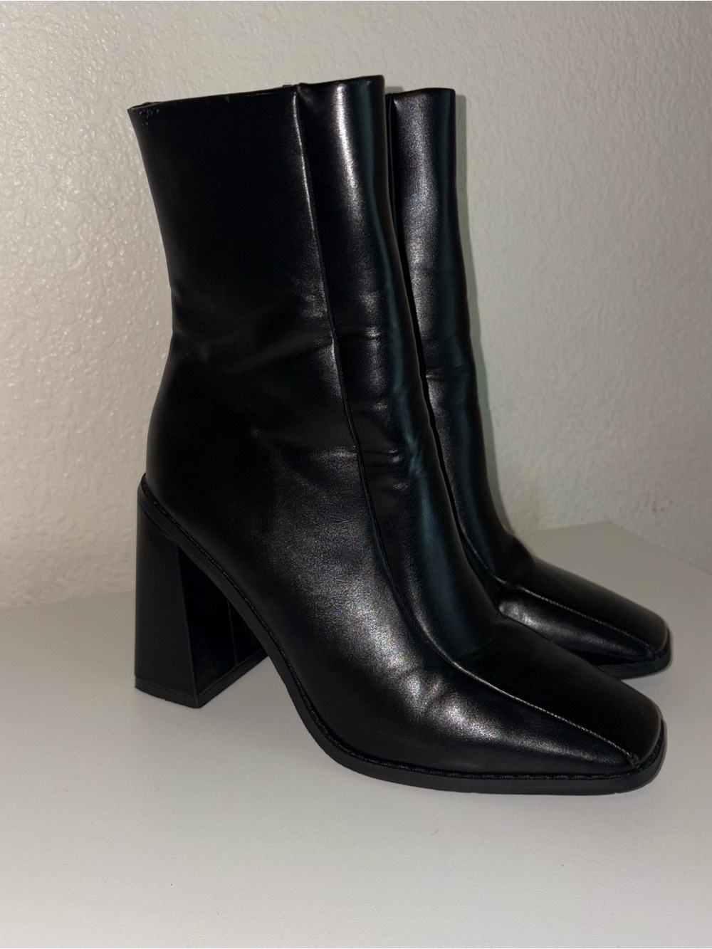 Nasty Gal Black Square-Toe Mid-Calf Block Heel Boots
